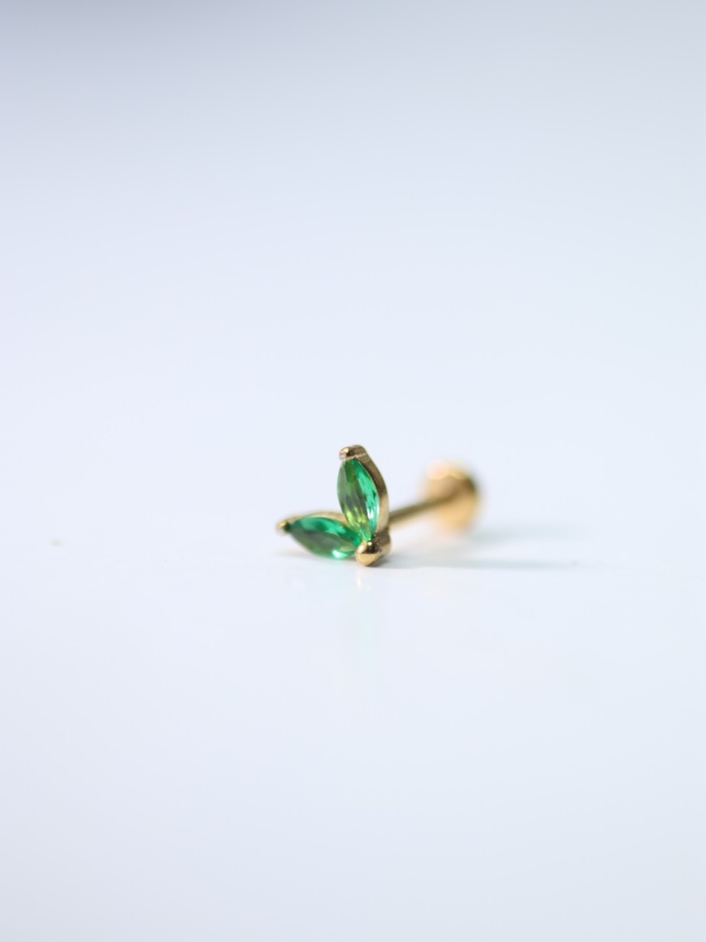 cute emerald crystal barbel piercing New